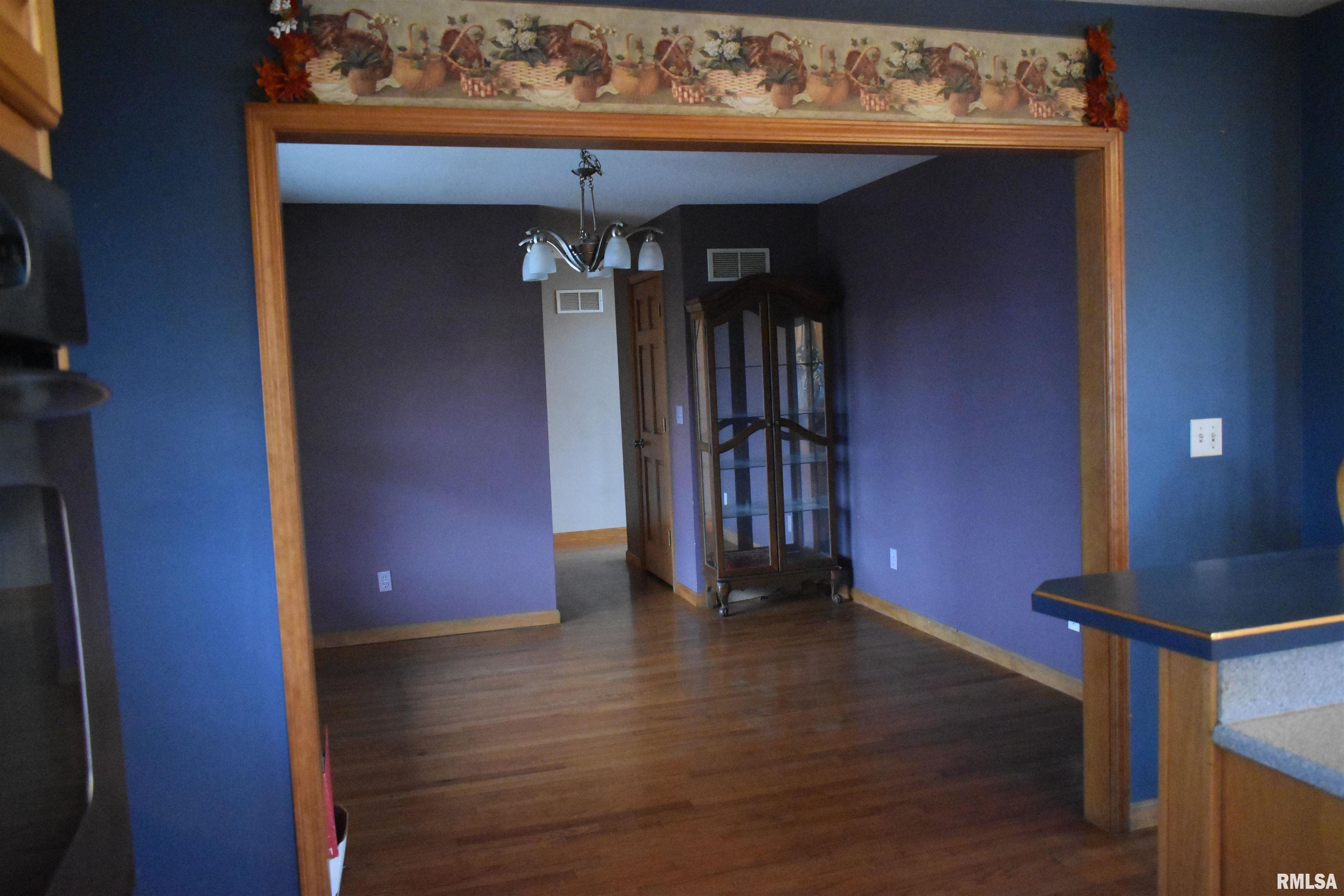 8902 Vfw Road Worden, IL 62097 - Photo 27 of 43