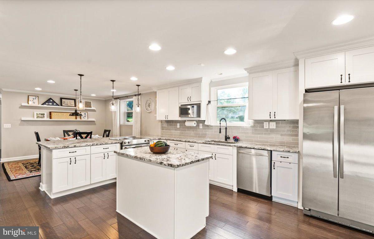 23280 Dover Road Middleburg, VA 20117 - Photo 15 of 64 Great flow and upgrades everywhere.
