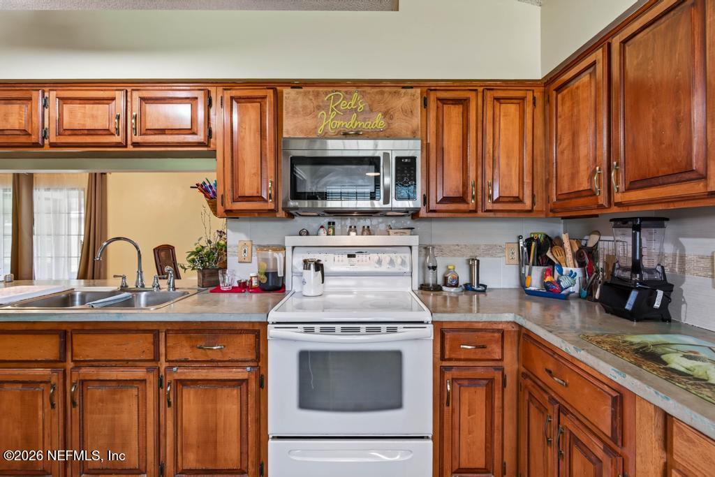 254 Old Woods Road Interlachen, FL 32148 - Photo 98 of 137 254 Old Woods Rd-28