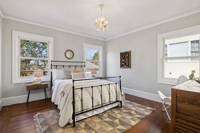 $2,289,000 | 1111 Winsor Avenue, Piedmont, CA 94610