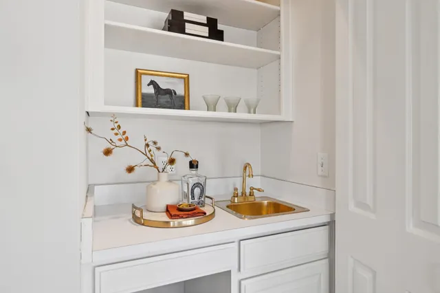 $2,289,000 | 1111 Winsor Avenue, Piedmont, CA 94610