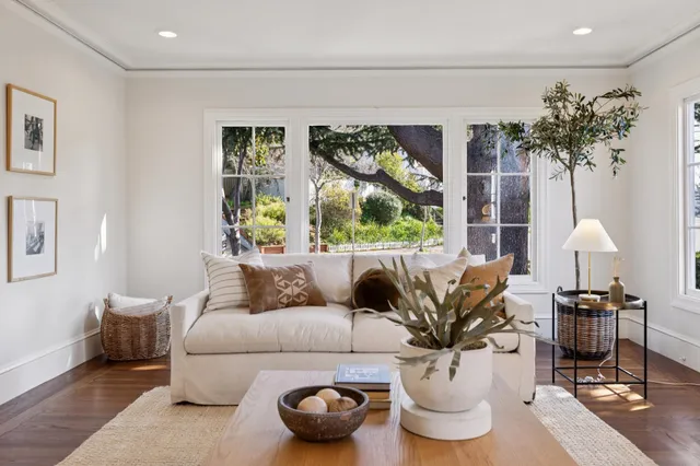 $2,289,000 | 1111 Winsor Avenue, Piedmont, CA 94610