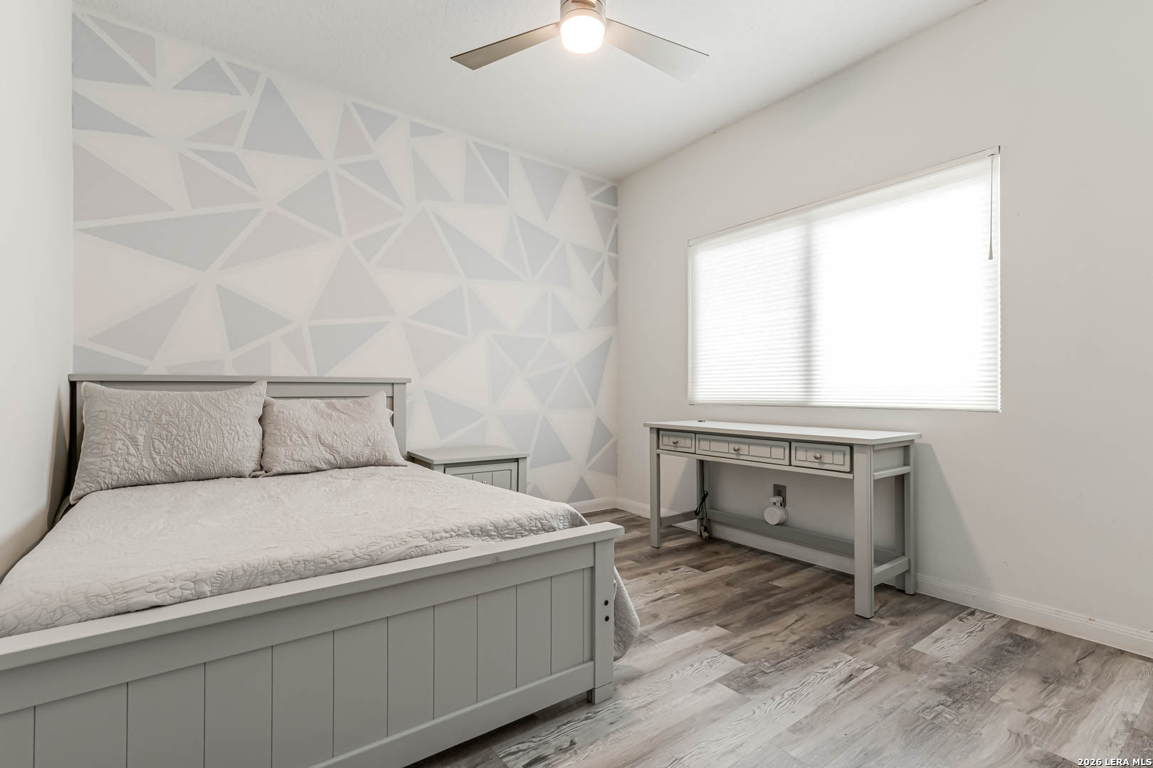 15919 Mission Ridge San Antonio, TX 78232 - Photo 33 of 43 a room with a bed and a table