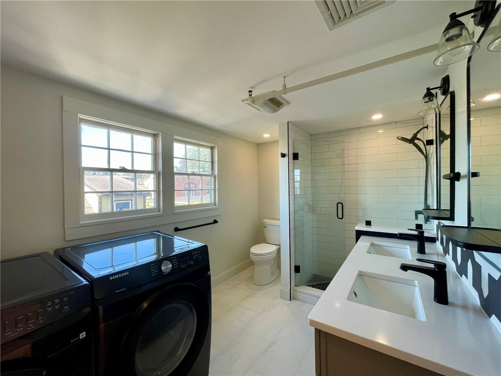 5 John Street, Unit 2 Bristol, RI 02809 - Photo 11 of 18