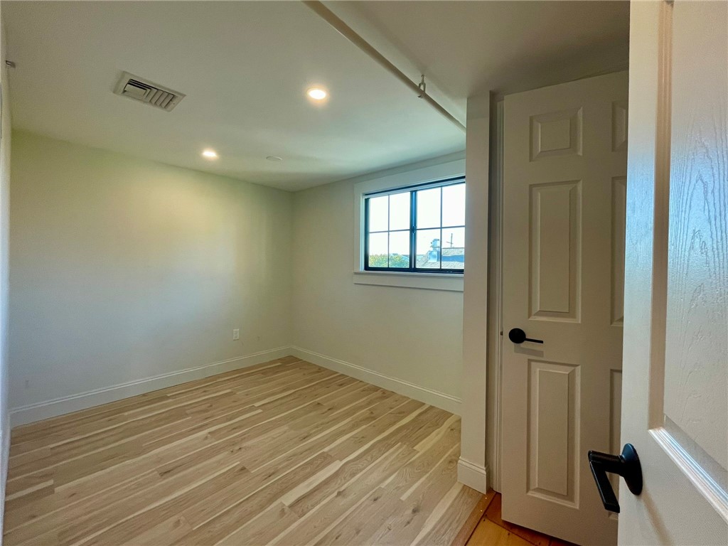 5 John Street, Unit 2 Bristol, RI 02809 - Photo 13 of 18