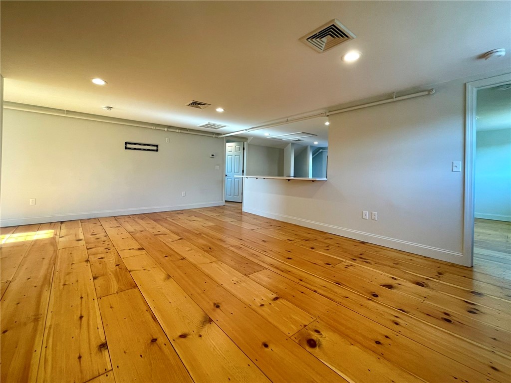 5 John Street, Unit 2 Bristol, RI 02809 - Photo 5 of 18