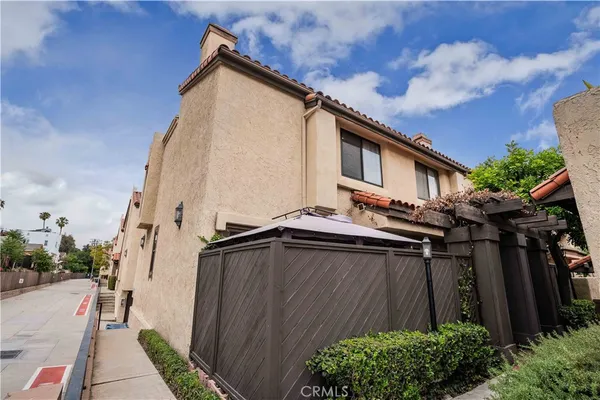 $749,000 | 415 East Mission Road, Unit 12, Alhambra, CA 91801