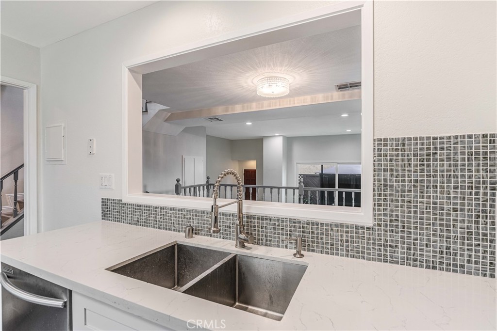 415 East Mission Road, Unit 12 Alhambra, CA 91801 - Photo 13 of 28 Kitchen