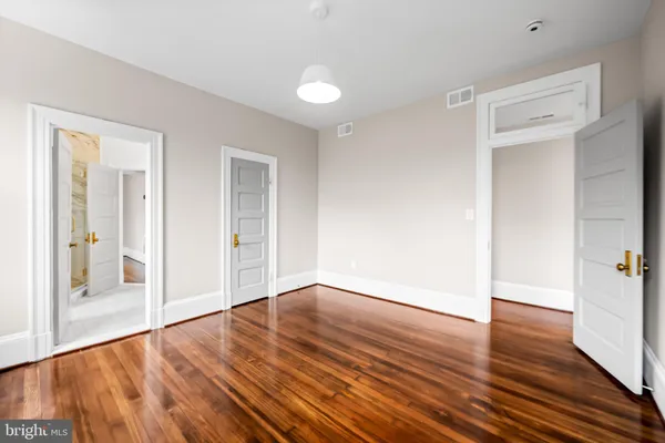 $2,300 | 1202 Bolton Street, Unit 3, Baltimore, MD 21217