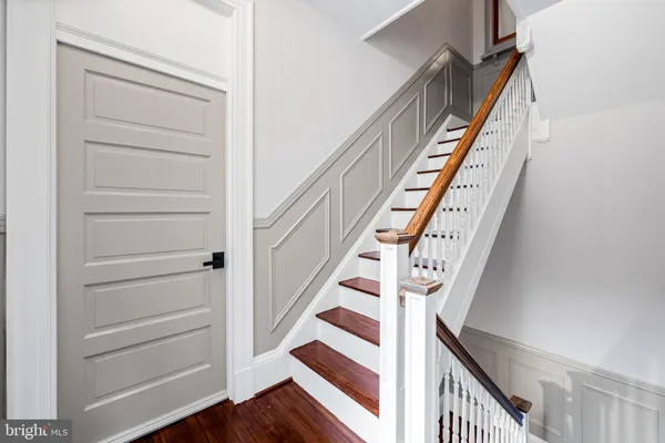 $2,300 | 1202 Bolton Street, Unit 3, Baltimore, MD 21217