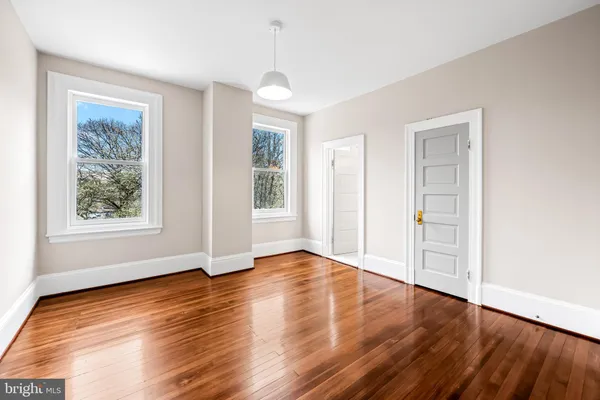 $2,300 | 1202 Bolton Street, Unit 3, Baltimore, MD 21217