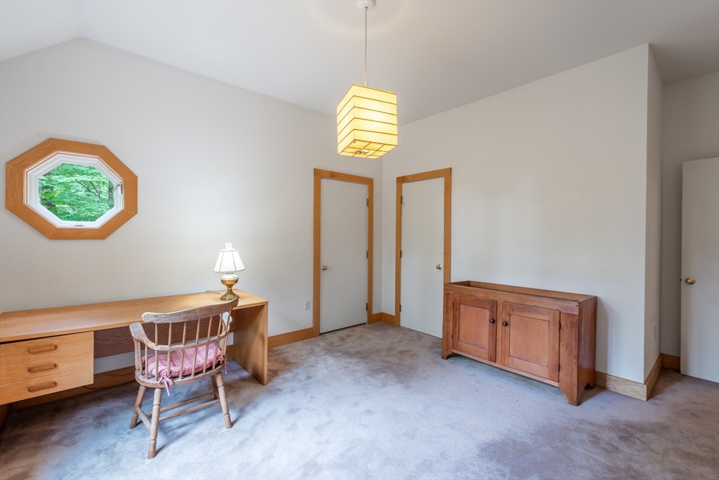 71 Morgan Circle Amherst, MA 01002 - Photo 21 of 42