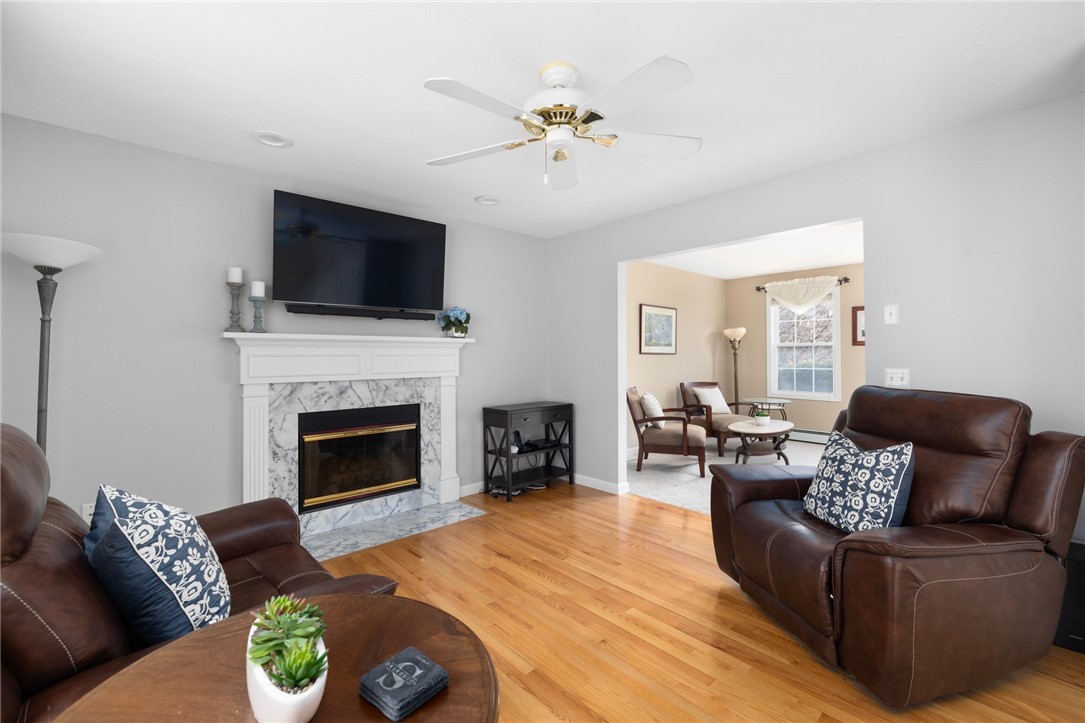 660 Chestnut Hill Road South Kingstown, RI 02879 - Photo 12 of 44