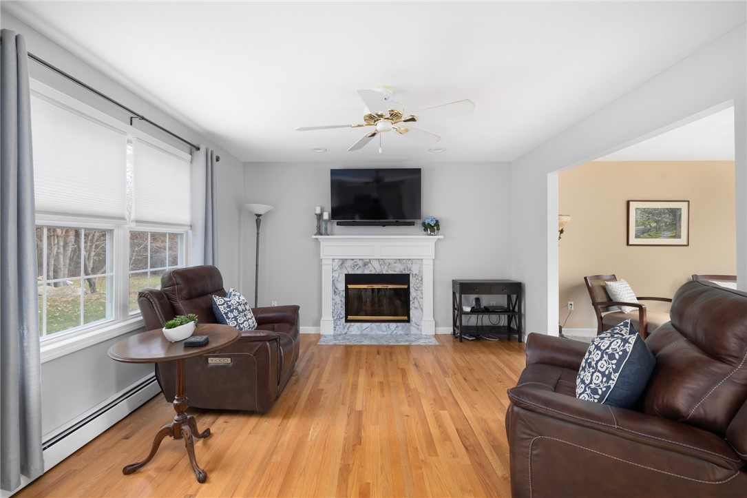 660 Chestnut Hill Road South Kingstown, RI 02879 - Photo 13 of 44