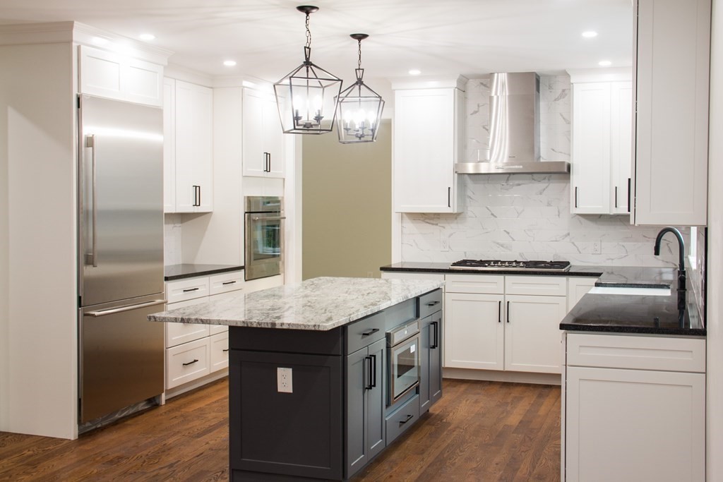83 Hanover Street Hanover, MA 02339 - Photo 1 of 13 Gallery Image 1