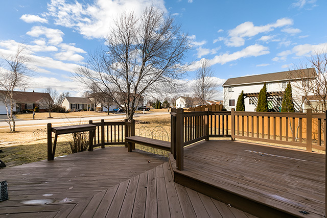 24340 Hemlock Drive Plainfield, IL 60585 - Photo 28 of 33 a view of a roof deck