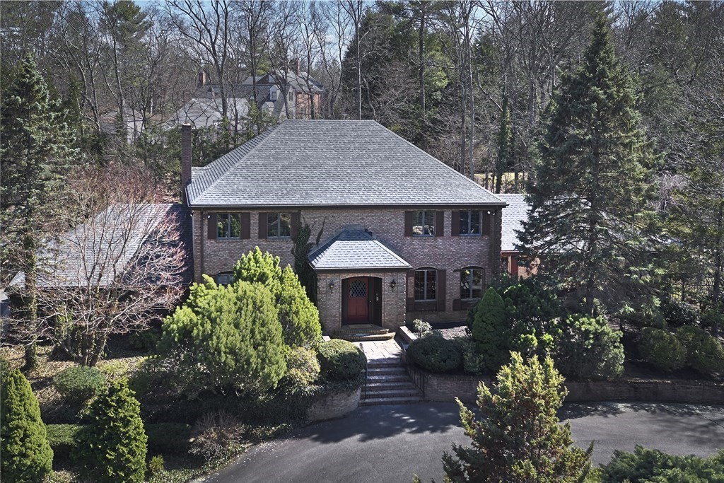 60 Cliff Road Weston, MA 02493 - Photo 1 of 16 Gallery Image 1