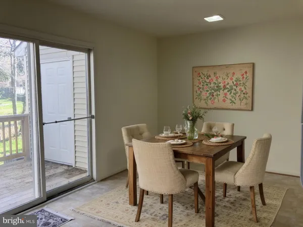 $219,500 | 158 Albemarle Drive, Williamsburg, VA 23185