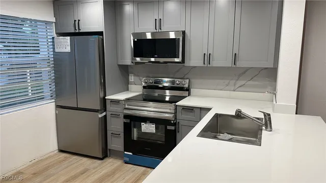 $140,000 | 2828 Jackson Street, Unit I3, Fort Myers, FL 33901