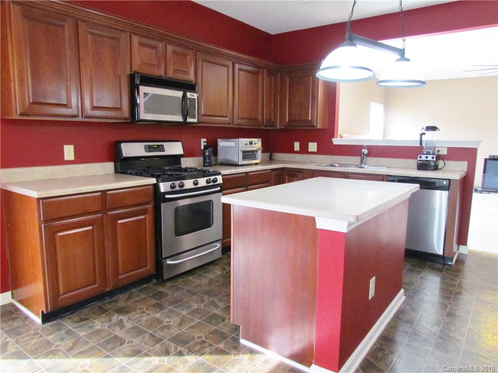 900 Poplar Forest Ridge Clover, SC 29710 - Photo 7 of 22 Gallery Image 7