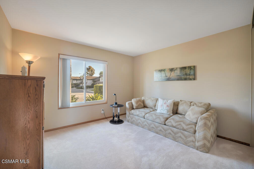 2147 McCrea Road Thousand Oaks, CA 91362 - Photo 19 of 38
