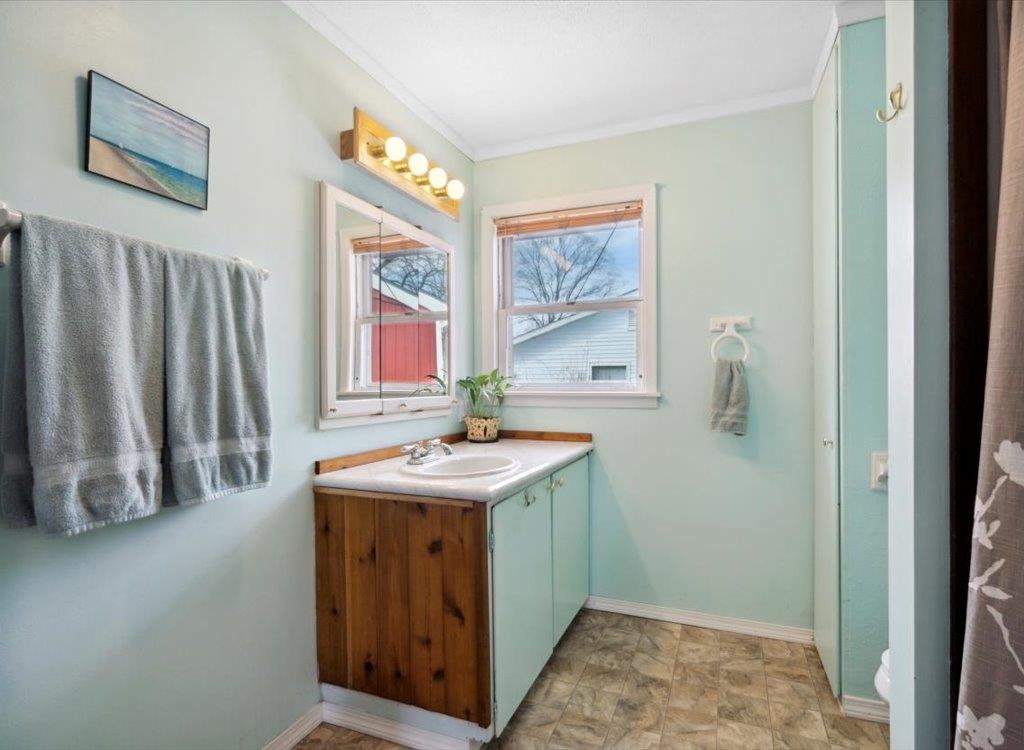 205 Adams Street Rutland, VT 05701 - Photo 21 of 29