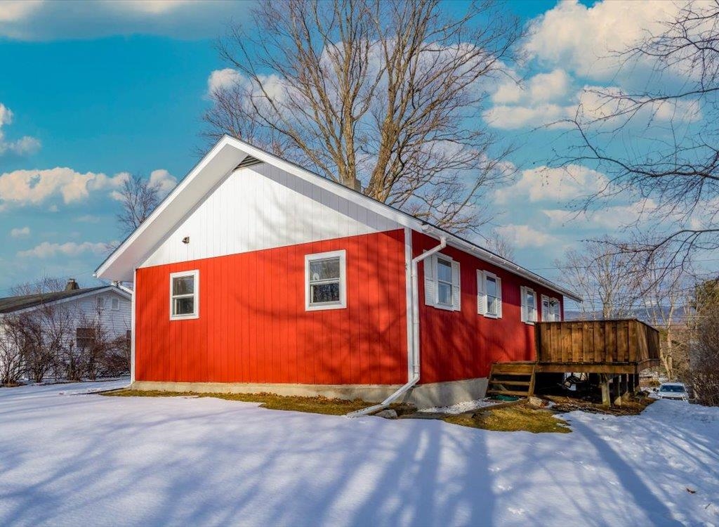 205 Adams Street Rutland, VT 05701 - Photo 4 of 29