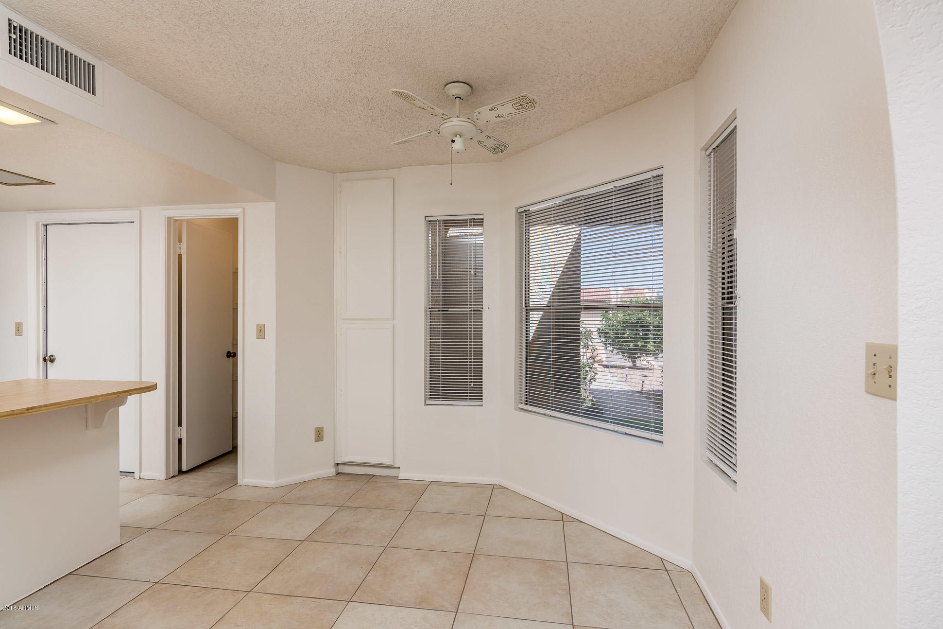 2523 East Wagoner Road Phoenix, AZ 85032 - Photo 7 of 20 2523 E Wagoner Rd - MLS-14