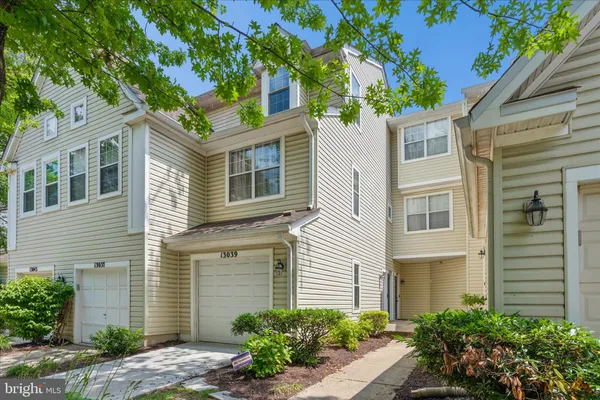 $427,500 | 13039 Bridger Drive, Unit 1406, Germantown, MD 20874