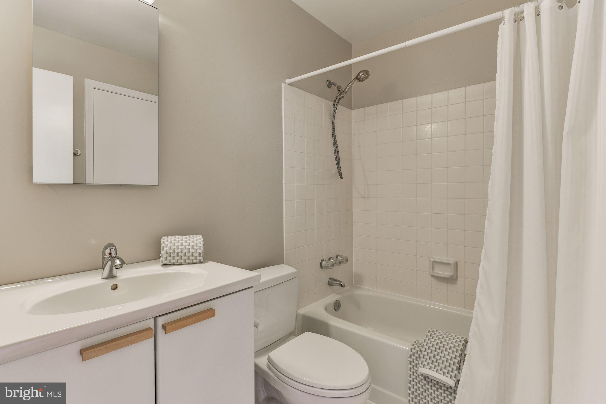 1600 Ingram Terrace Silver Spring, MD 20906 - Photo 24 of 33 Upper lvl bath w/ 2nd flr MBR access & hall access