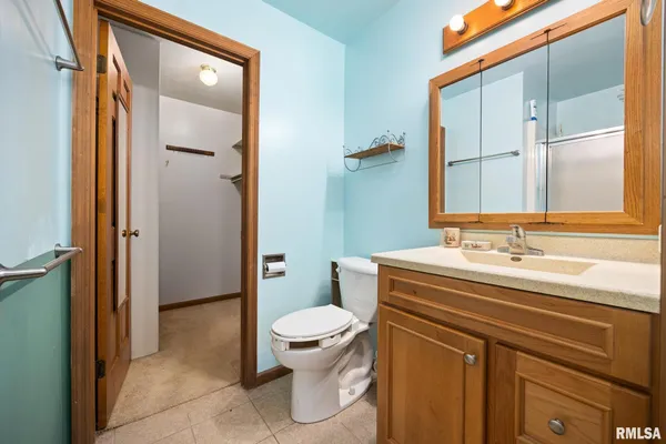 $425,000 | 2353 Hollands Grove Road, Washington, IL 61571