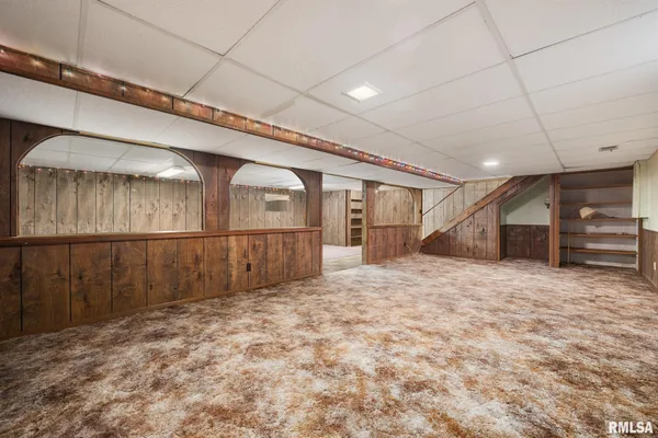 $425,000 | 2353 Hollands Grove Road, Washington, IL 61571