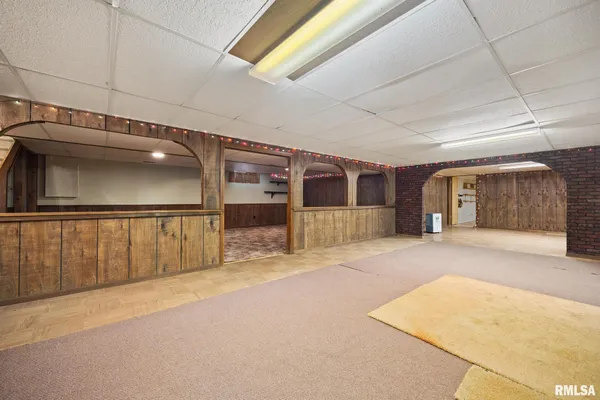 $425,000 | 2353 Hollands Grove Road, Washington, IL 61571