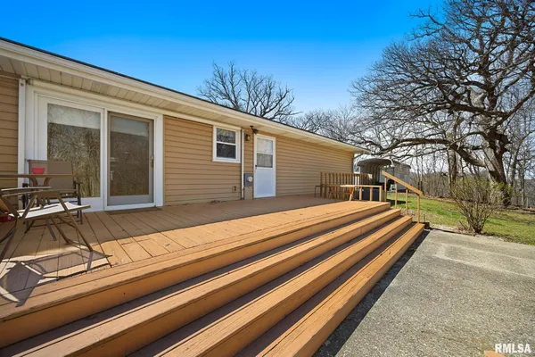 $425,000 | 2353 Hollands Grove Road, Washington, IL 61571