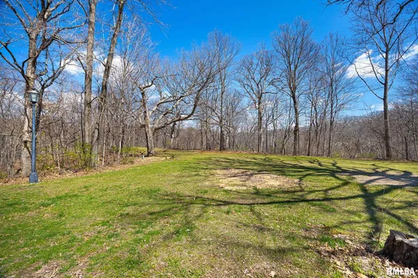 $425,000 | 2353 Hollands Grove Road, Washington, IL 61571