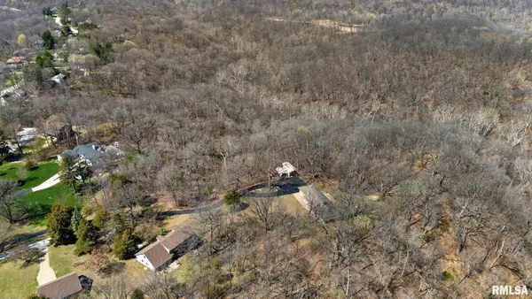 $425,000 | 2353 Hollands Grove Road, Washington, IL 61571