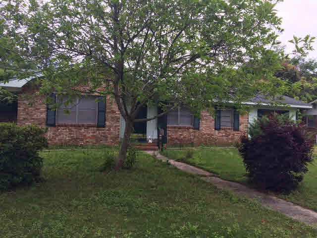 612 East Oak Street Atmore, AL 36502 - Photo 1 of 1