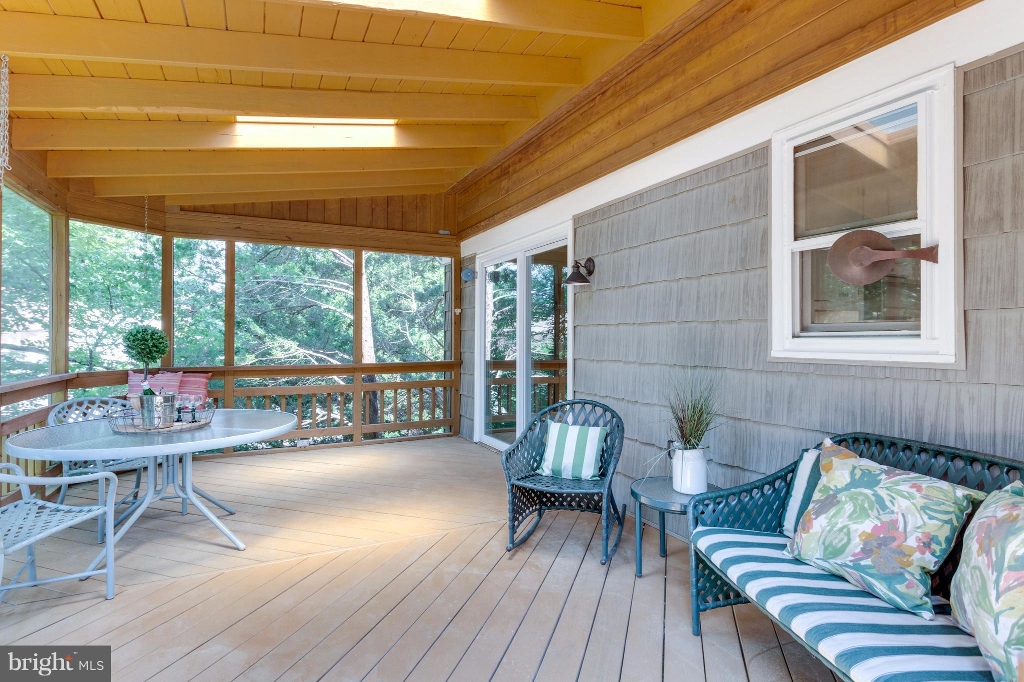 9101 Streamview Lane Vienna, VA 22182 - Photo 26 of 30 Exterior (General)