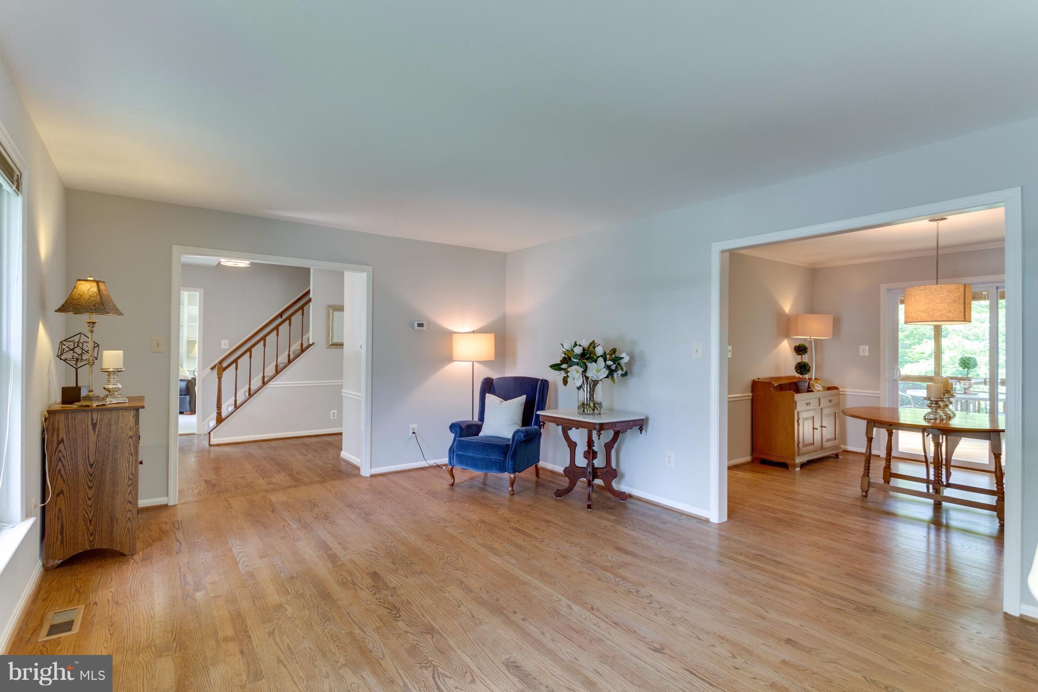 9101 Streamview Lane Vienna, VA 22182 - Photo 8 of 30 Living Room
