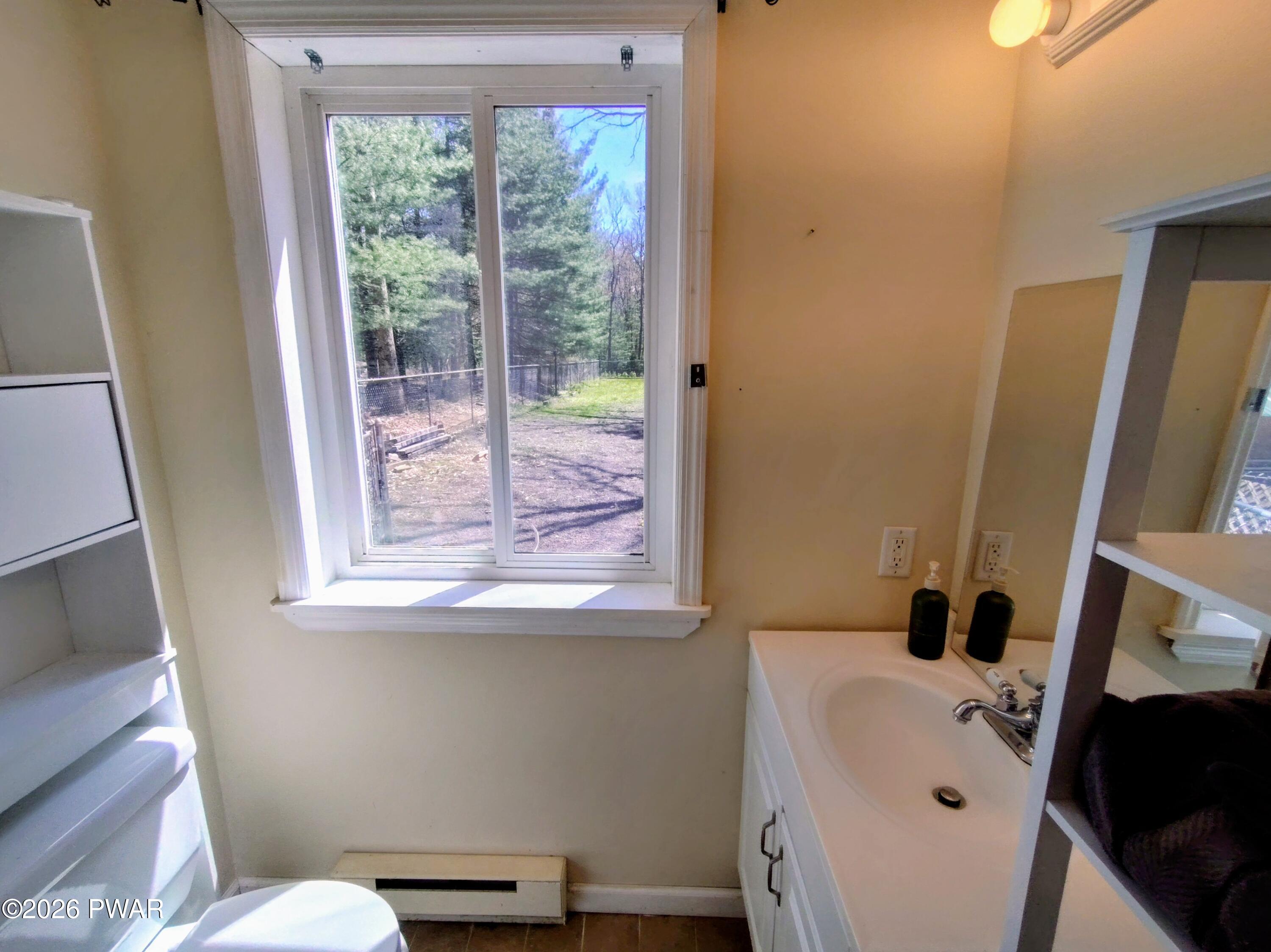 134 Weasel Road Dingmans Ferry, PA 18328 - Photo 20 of 29