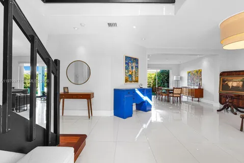 $950,000 | 9491 Northwest 45th Street, Doral, FL 33178