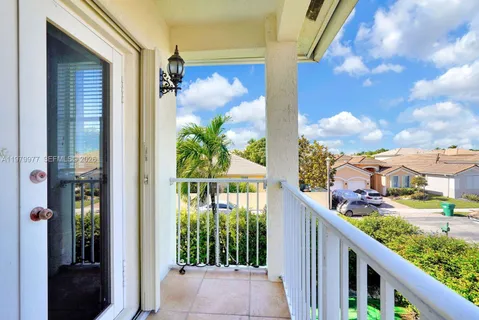 $950,000 | 9491 Northwest 45th Street, Doral, FL 33178