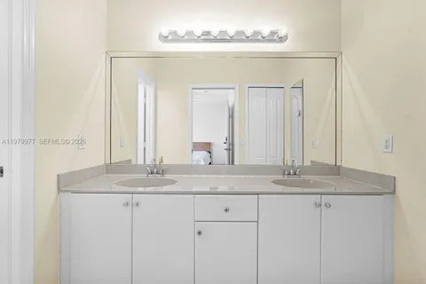 $950,000 | 9491 Northwest 45th Street, Doral, FL 33178