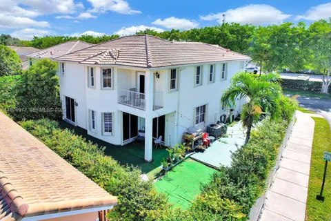 $950,000 | 9491 Northwest 45th Street, Doral, FL 33178