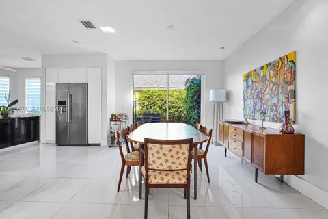 $950,000 | 9491 Northwest 45th Street, Doral, FL 33178