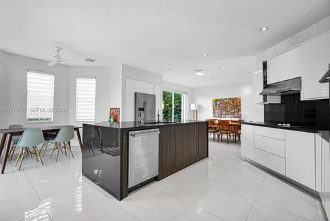 $950,000 | 9491 Northwest 45th Street, Doral, FL 33178