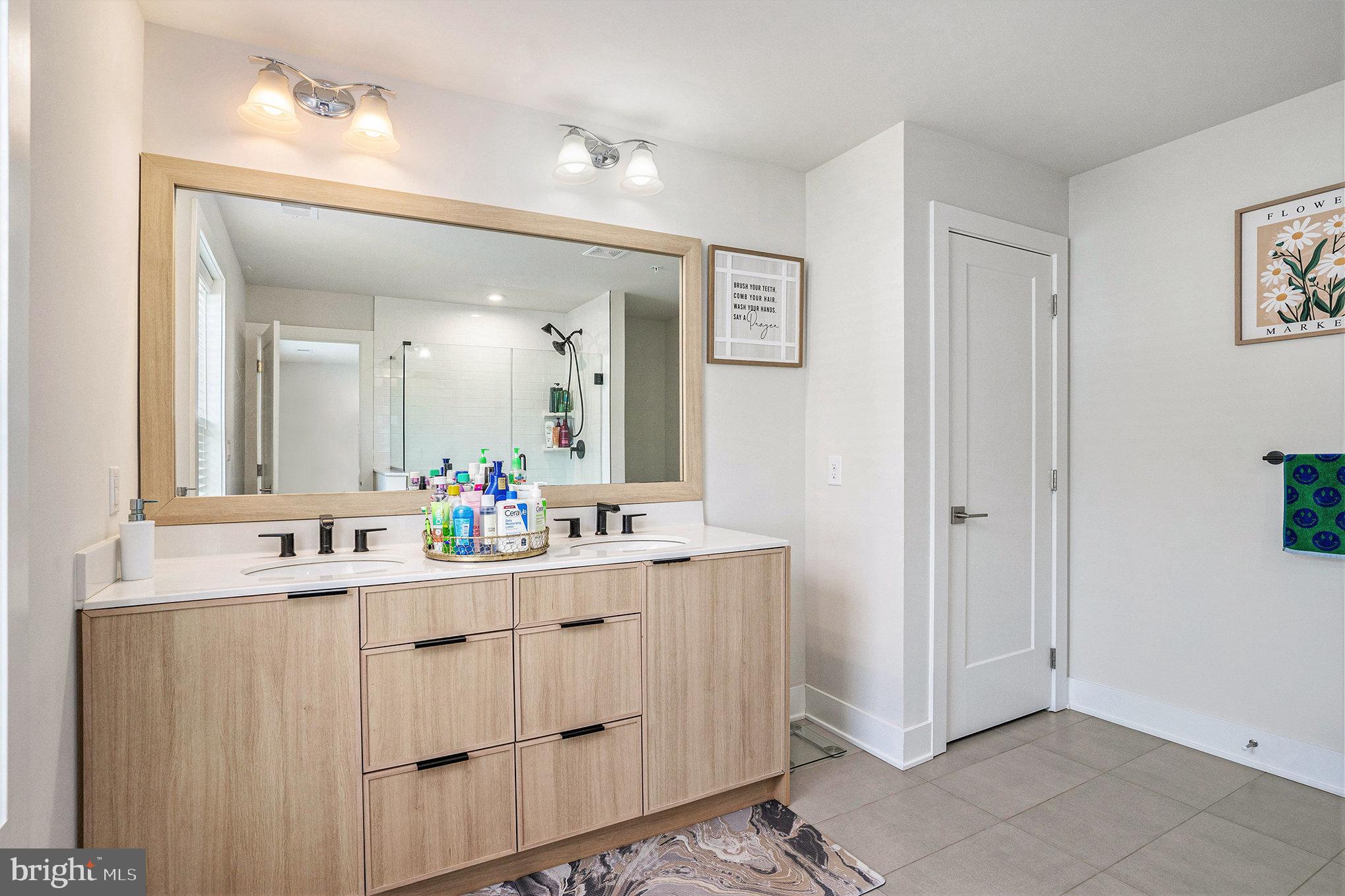 214 Iris Lane Chester Springs, PA 19425 - Photo 22 of 40 Master Bath