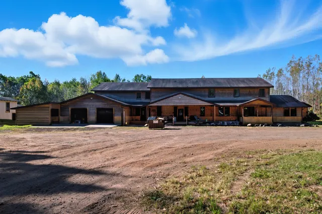 $1,350,000 | 24687 Anchor Inn Road, Webster, WI 54893