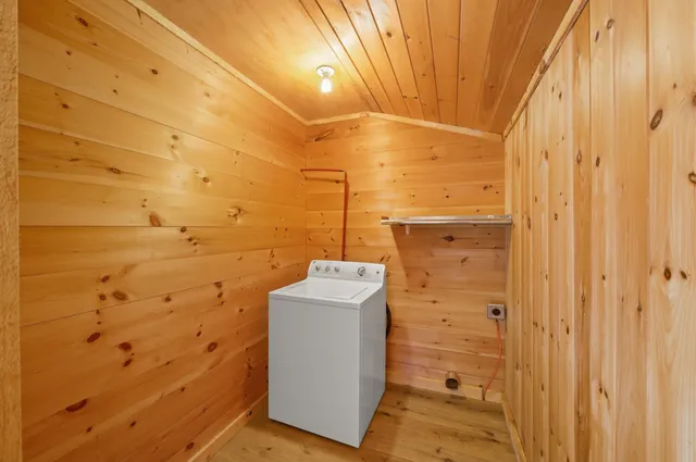 $1,350,000 | 24687 Anchor Inn Road, Webster, WI 54893