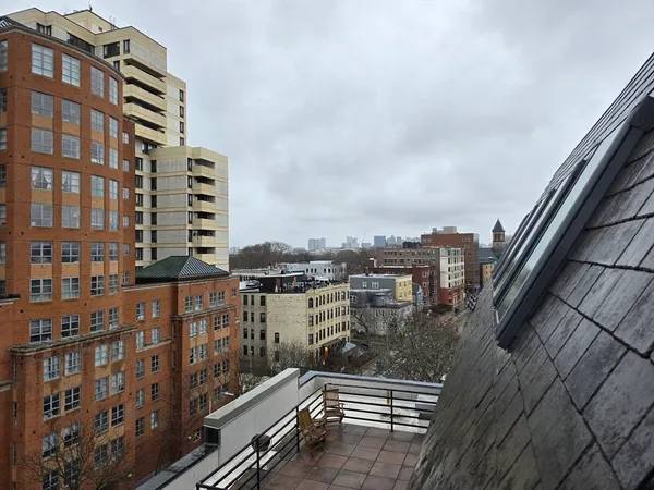 $6,200 | 950 Massachusetts Avenue, Unit PH1, Cambridge, MA 02139